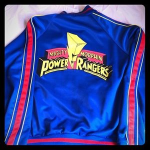 UNIQUE: Graphic zip zip